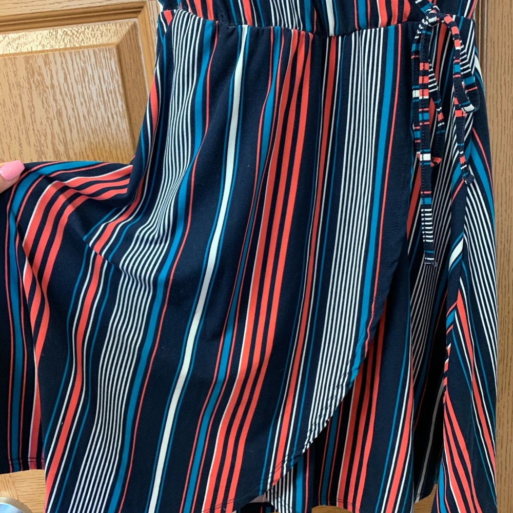 Dress - Picture 3 of 6